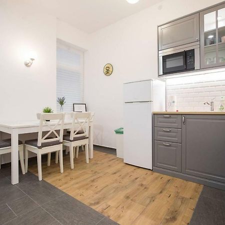 Oberiter Apartments - Center Of Zagreb, Fast Wifi, Ac, Kitchen, Parking المظهر الخارجي الصورة